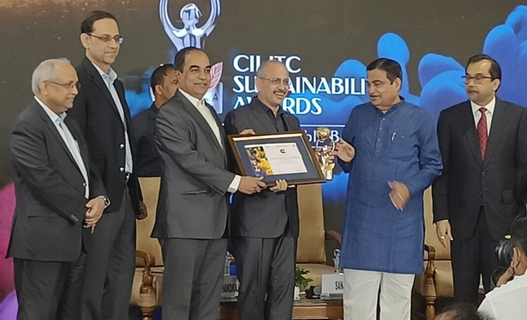 Cummins India Limited wins ‘Excellence in Environment Management’ award at CII-ITC Sustainability Awards 2022.